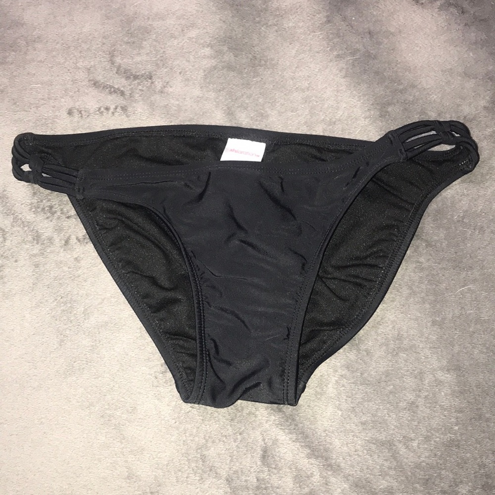 Black Cheeky bathing suit bottoms